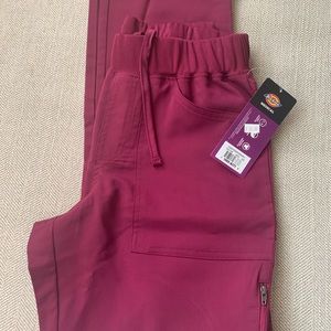 NWT Women’s scrub pants